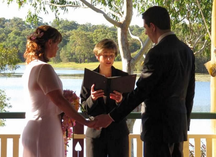 Brisbane Marriage Celebrant Elizabeth Wilkie | 61 Rembrandt St, Carina QLD 4152, Australia | Phone: 0418 886 876