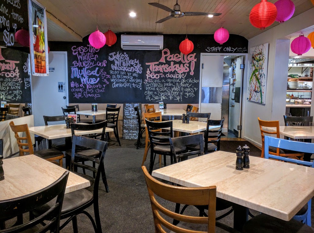 Sunnys @ Moffat | restaurant | 10 Seaview Terrace, Moffat Beach QLD 4551, Australia | 0754380177 OR +61 7 5438 0177