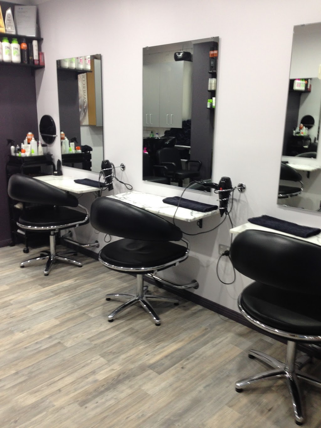 Marias Hair Studio | hair care | 4 Tulip Grove, Fairfield West NSW 2165, Australia | 0297574485 OR +61 2 9757 4485