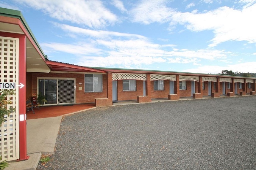 Quirindi Sunflower Motor Inn | lodging | 147 Loder St, Quirindi NSW 2343, Australia | 0267461777 OR +61 2 6746 1777