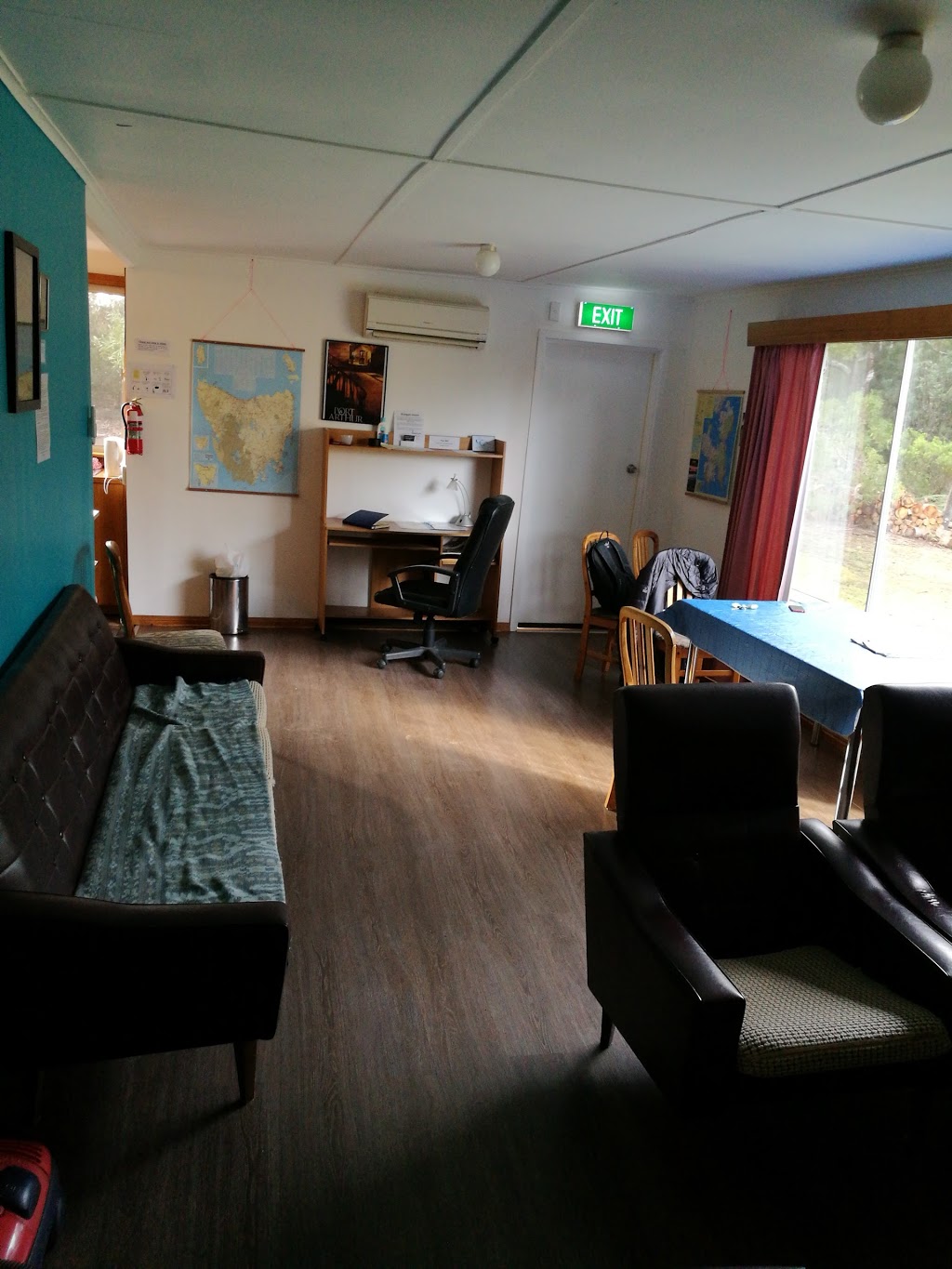 Bluegum Hostel | 195 Old Jetty Rd, Eaglehawk Neck TAS 7179, Australia | Phone: 0407 401 865