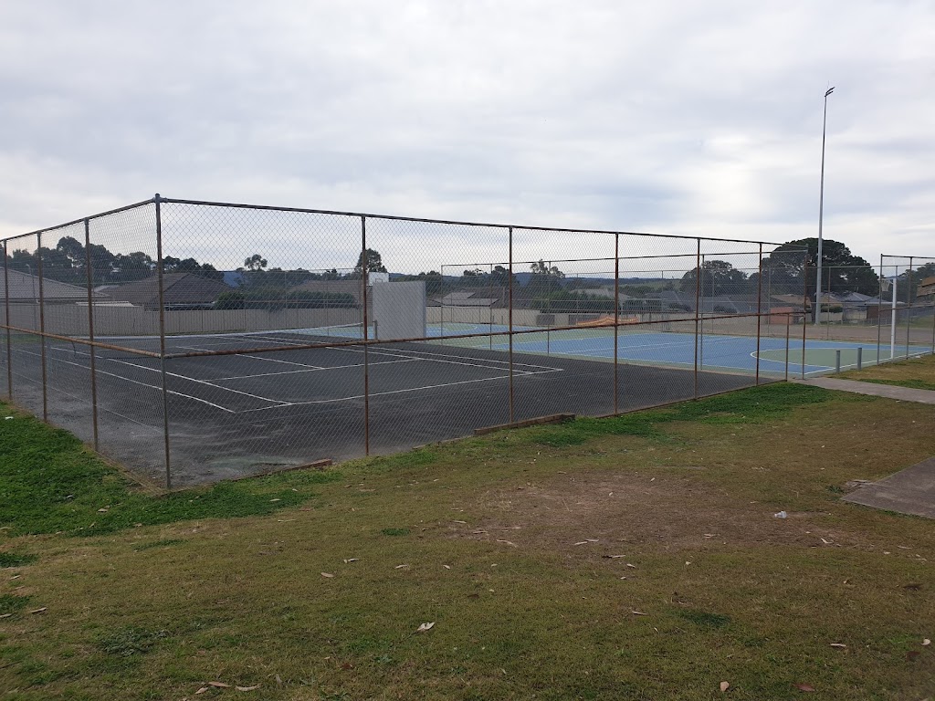 Largs Skate Park | Largs Ave, Largs NSW 2320, Australia | Phone: (02) 4934 9700