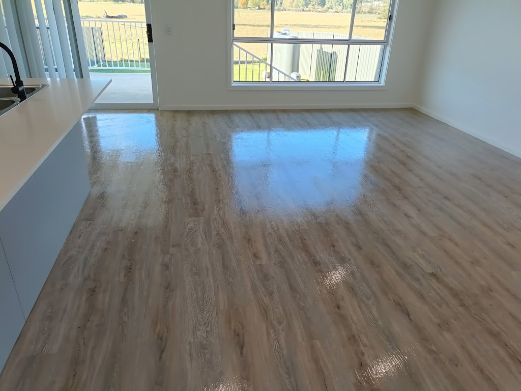 Mudgee End of Lease & Commercial Cleaning | 18 Henry Bayly Dr, Mudgee NSW 2850, Australia | Phone: 0404 304 560