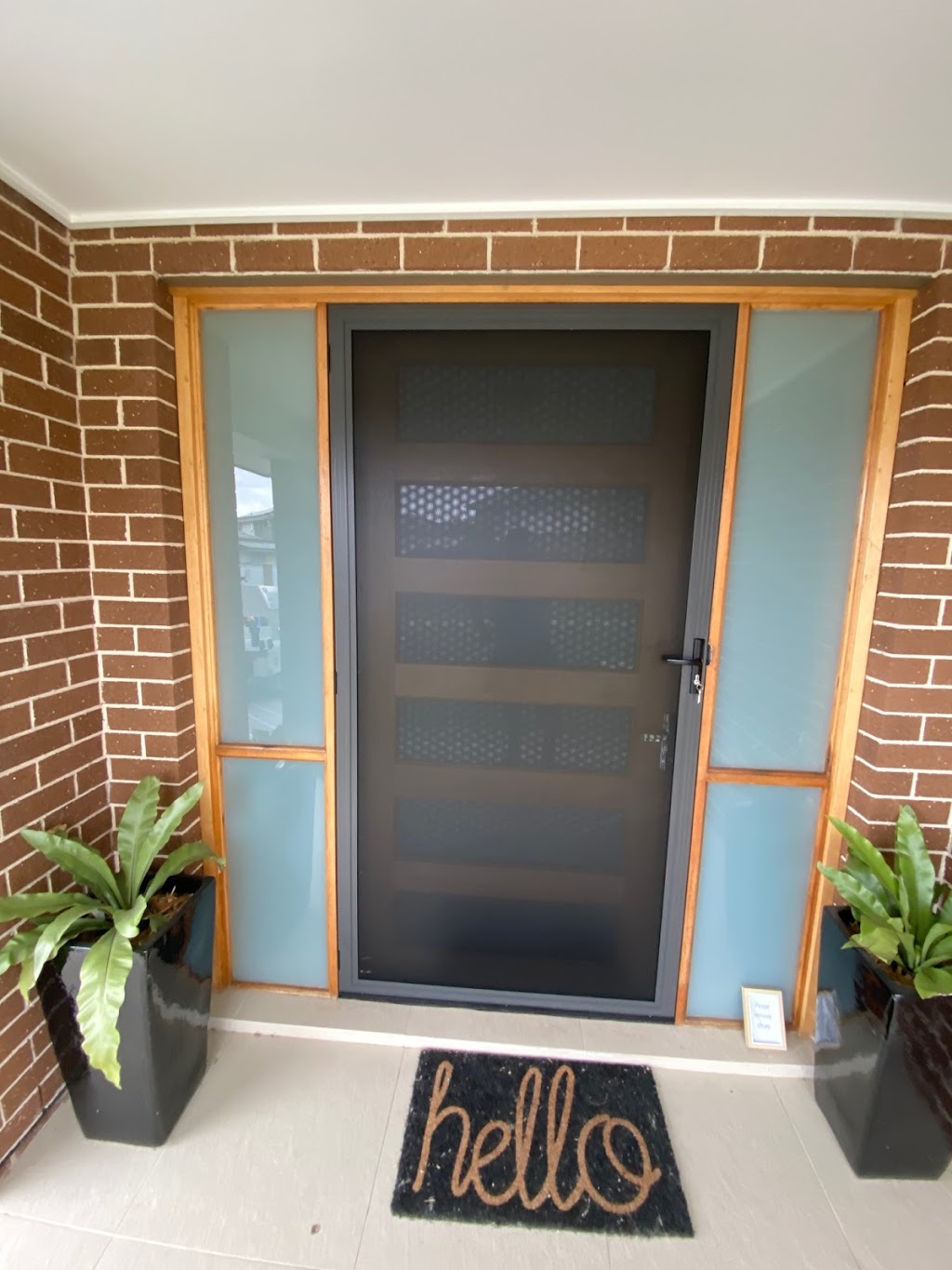 wattle grove windows & doors | Yengo Ct, Holsworthy NSW 2173, Australia | Phone: 0412 299 679