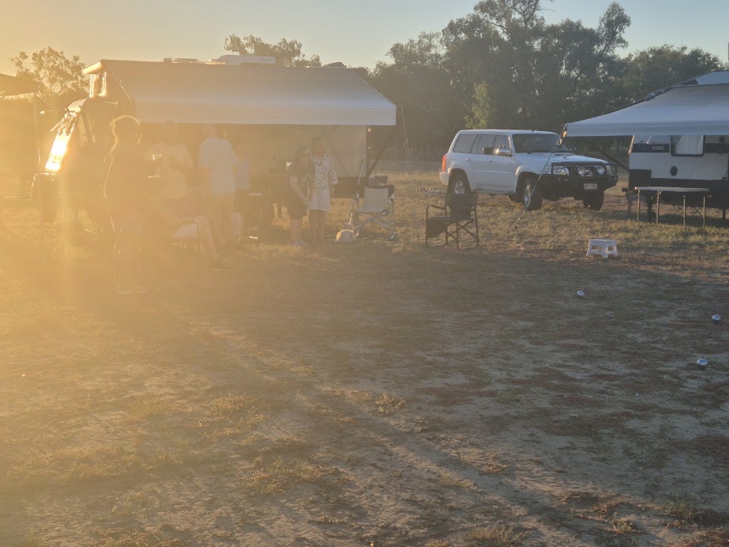 Balonne River Retreat | Carnarvon Hwy, Surat QLD 4417, Australia | Phone: 0419 711 691