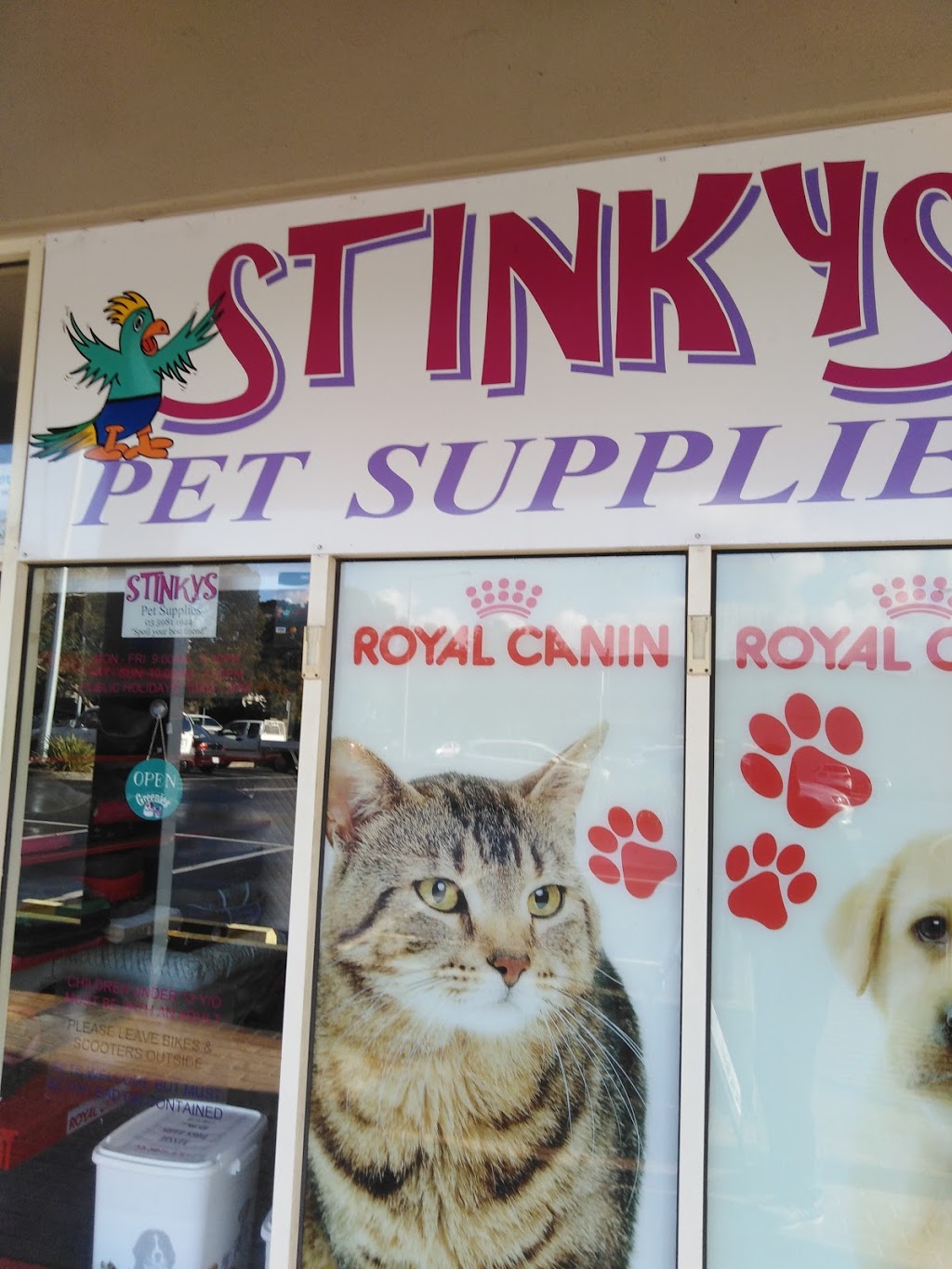 Stinkys Pet Supplies | pet store | 2a/35 Wannaeue Pl, Rosebud VIC 3939, Australia | 0359811944 OR +61 3 5981 1944