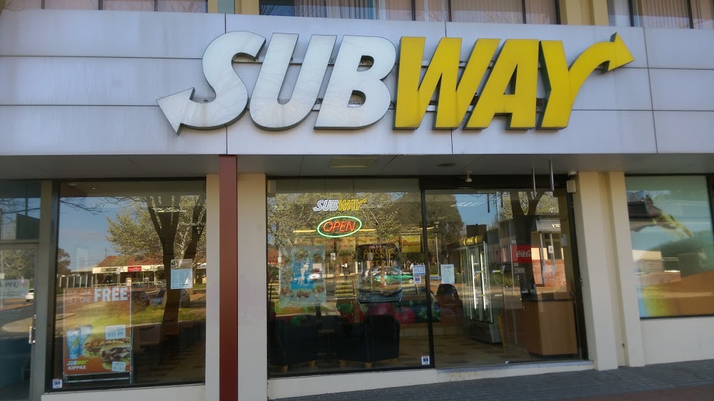 Subway | restaurant | 3 Hardwick Cres, Holt ACT 2615, Australia | 0262787228 OR +61 2 6278 7228