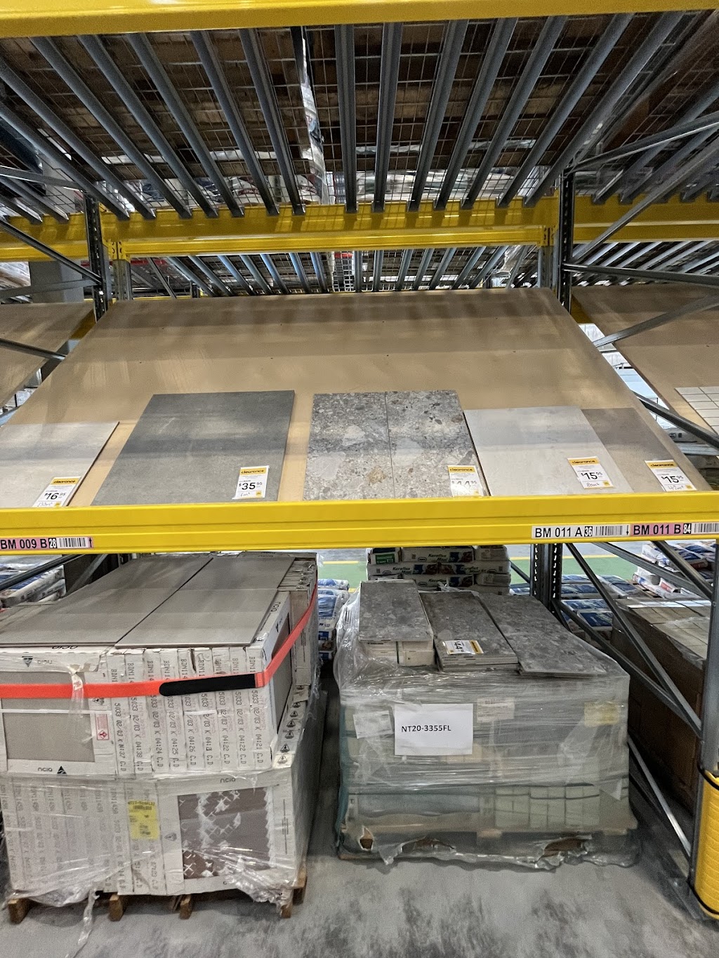 National Tiles Tarneit Clearance & Trade | gate 1/4 Hurst Dr, Tarneit VIC 3029, Australia | Phone: (03) 9644 6380