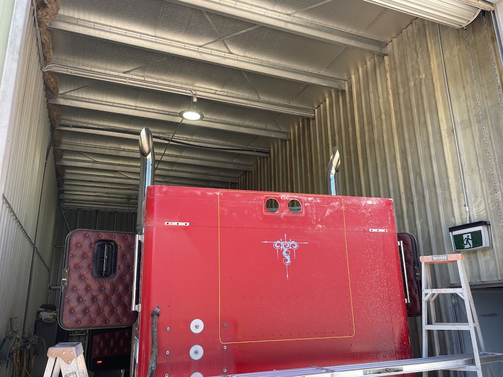 Elite Fibreglass Solutions | 42 Rebwonga St, Kingsthorpe QLD 4400, Australia | Phone: 0407 530 673