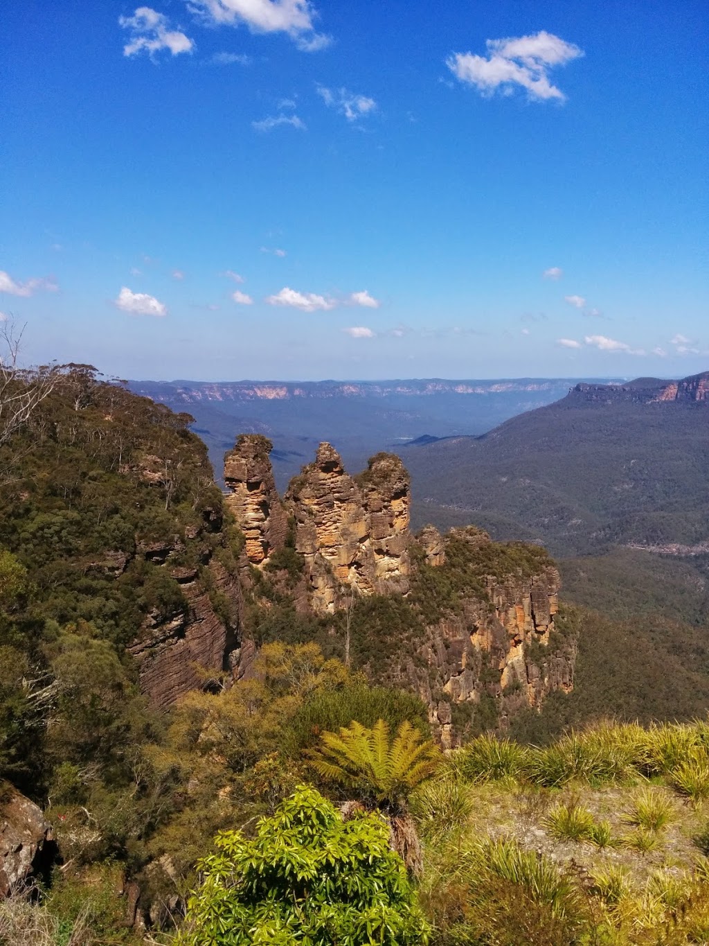 3 Sisters Blue Mountains Cottage | lodging | 30 Echo Point Rd, Katoomba NSW 2780, Australia