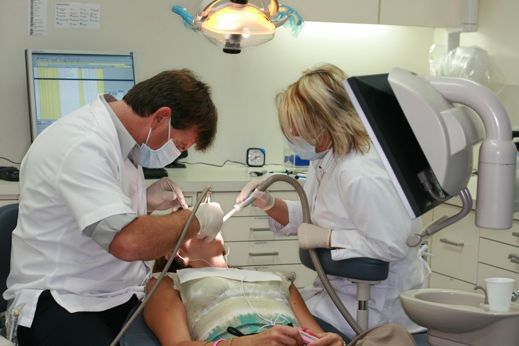 Seabreeze Dental - Family Dentist Central Coast | dentist | 2/2 Ghersi Ave, Wamberal NSW 2260, Australia | 0243844900 OR +61 2 4384 4900