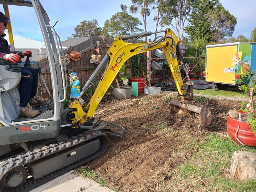 Garden Assist Bittern | 30 Woolleys Rd, Bittern VIC 3918, Australia | Phone: 0401 125 049