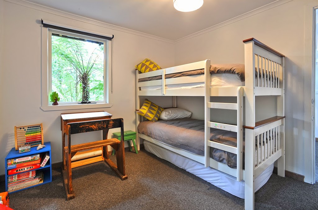 Misty Woods Retreat Olinda | 25 Nicholson St, Olinda VIC 3788, Australia | Phone: 0418 994 091