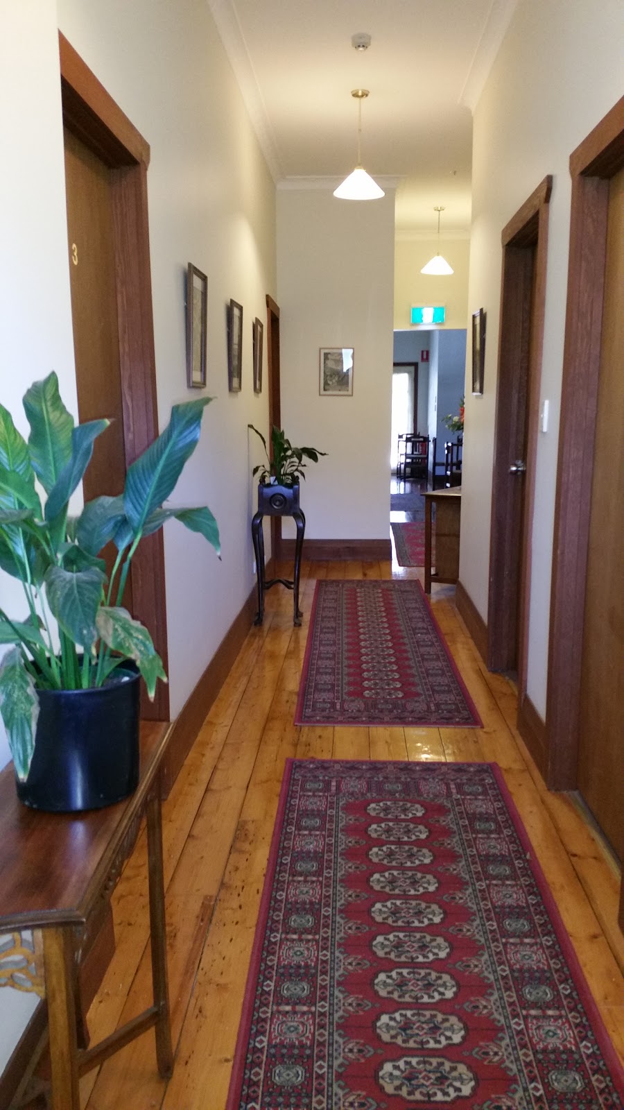 Belgravia Mountain Guest House | lodging | 179 Lurline St, Katoomba NSW 2780, Australia | 0247822998 OR +61 2 4782 2998