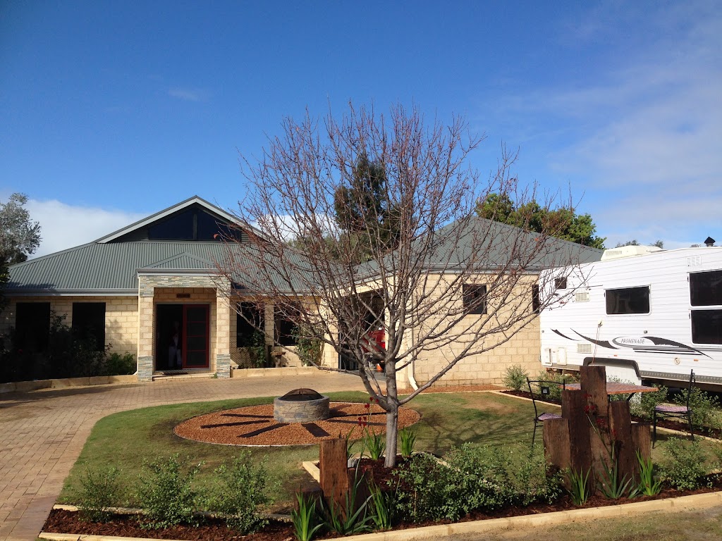 Outdoor Style Landscapes | 70 Siesta Park Rd, Busselton WA 6280, Australia | Phone: 0425 724 828