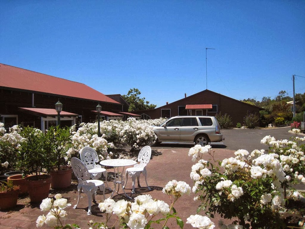 Pemberton Old Picture Theatre Holiday Apartments | lodging | Ellis St, Pemberton WA 6260, Australia | 0897761513 OR +61 8 9776 1513