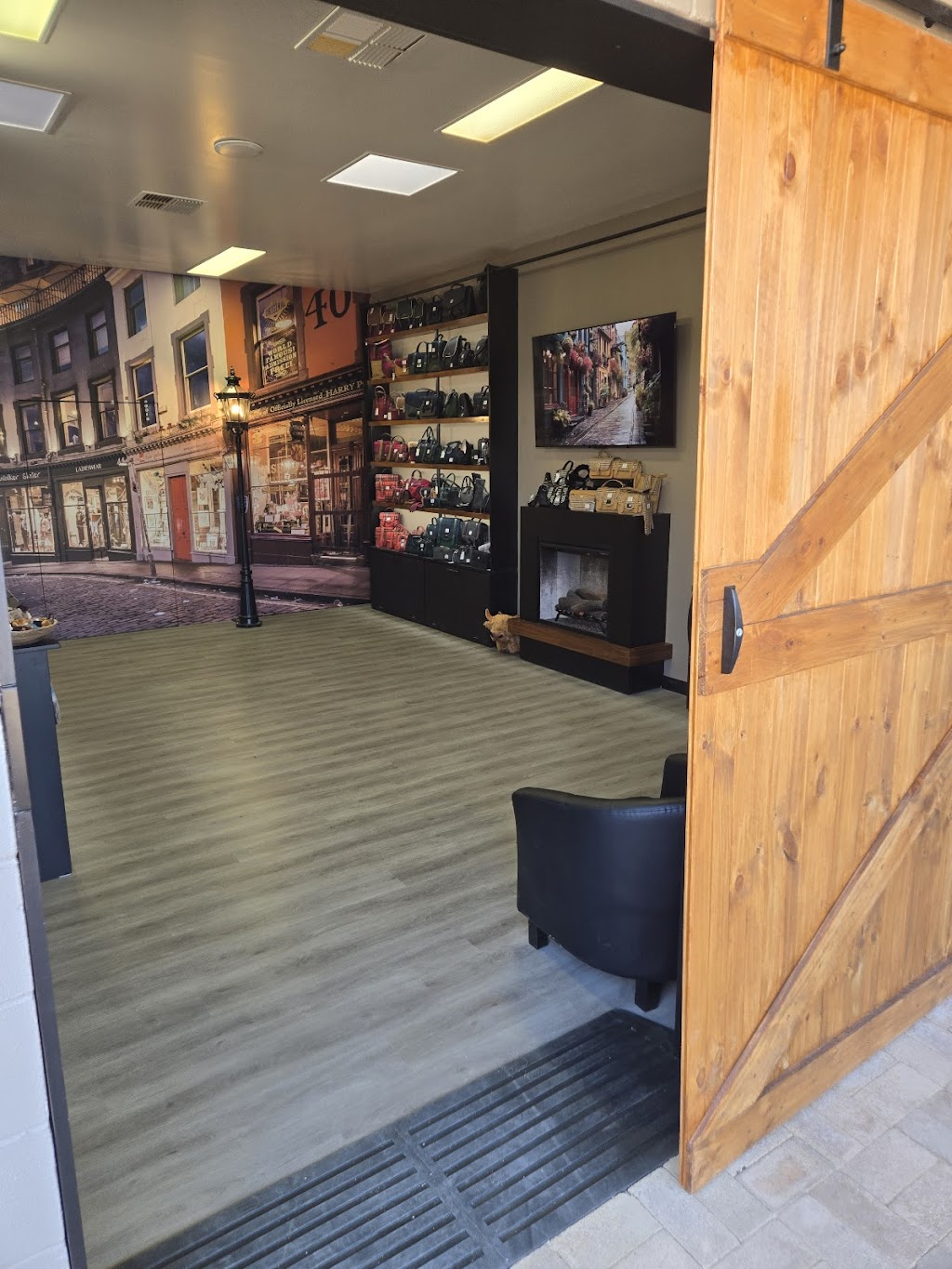 The Tweed Connection | 137 Main St, Rutherglen VIC 3685, Australia | Phone: 0457 607 528