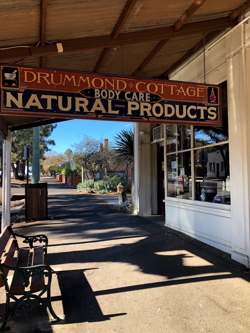 Drummond Body Care | store | 70 Mostyn St, Castlemaine VIC 3450, Australia | 0354722344 OR +61 3 5472 2344