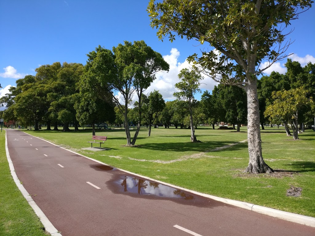 McCallum Park | park | Garland St, Victoria Park WA 6100, Australia | 0893118111 OR +61 8 9311 8111