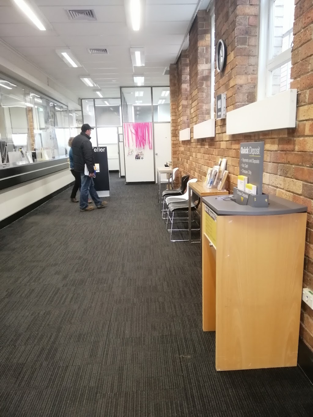 Commonwealth Bank Kyneton Branch | 106/114 Mollison St, Kyneton VIC 3444, Australia | Phone: (03) 5422 2822
