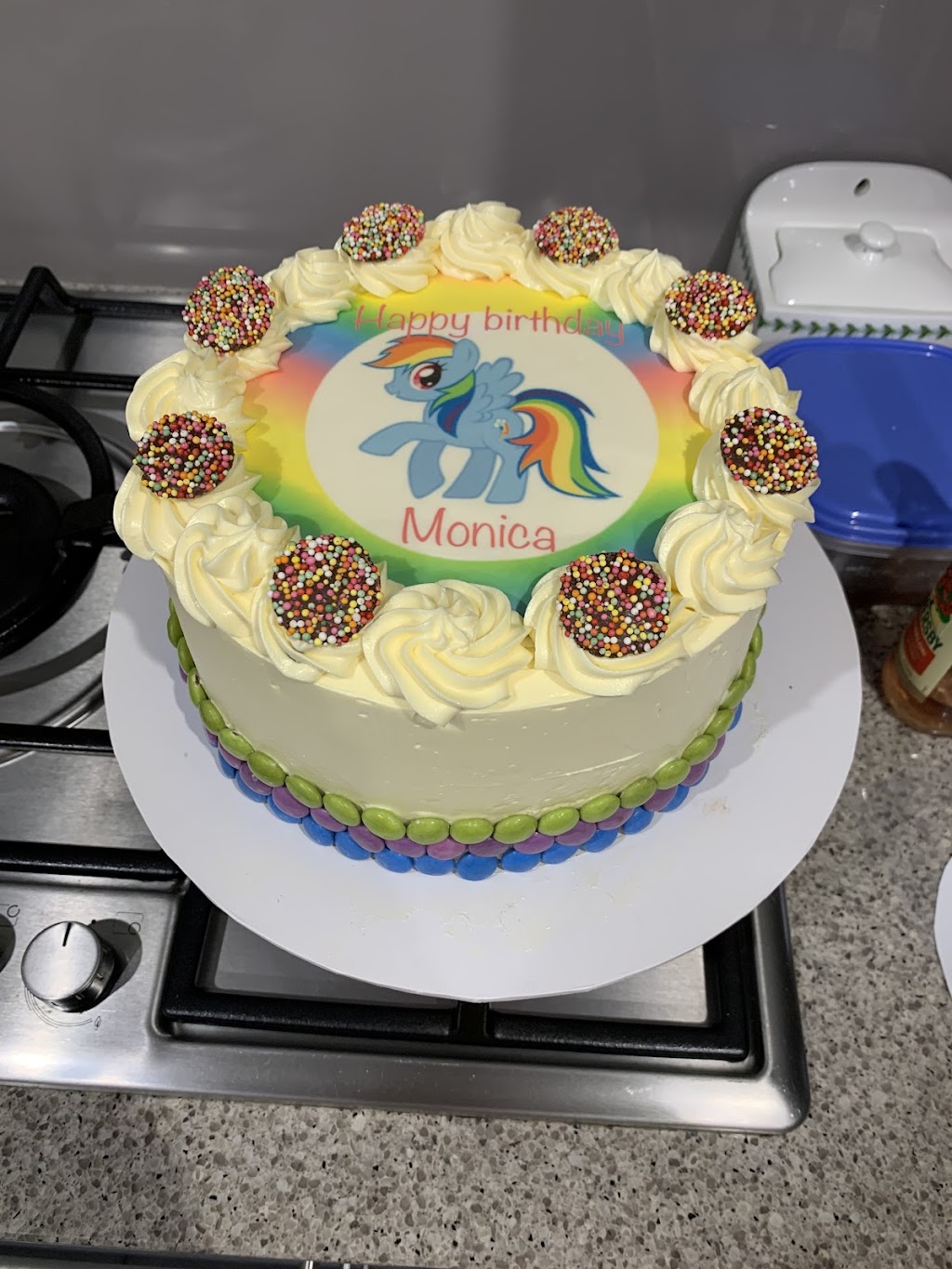 Sweet Sierra Cupcakes | 19 Richardson Pl, Glenmore Park NSW 2745, Australia | Phone: 0402 247 630