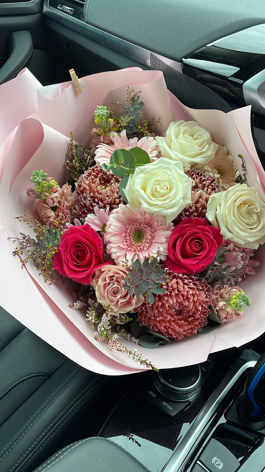 Geelong Flower Boutique | 285 Bluestone Bridge Rd, Lovely Banks VIC 3213, Australia | Phone: 0412 839 459