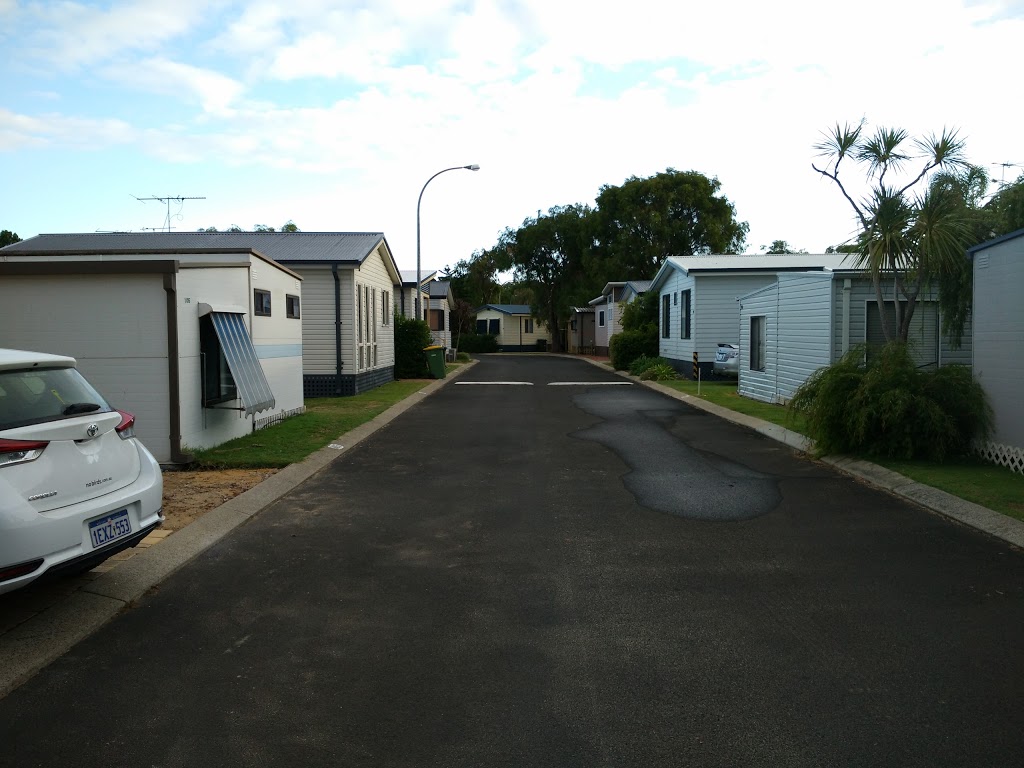Geographe Bay Holiday Park | rv park | 525 Bussell Hwy, Broadwater WA 6280, Australia | 0897524396 OR +61 8 9752 4396