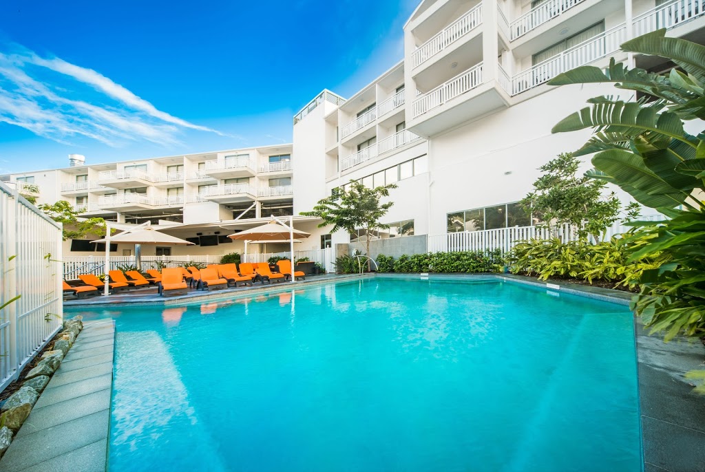Airlie Beach Hotel | lodging | 16 The Esplanade, Airlie Beach QLD 4802, Australia | 0749641999 OR +61 7 4964 1999