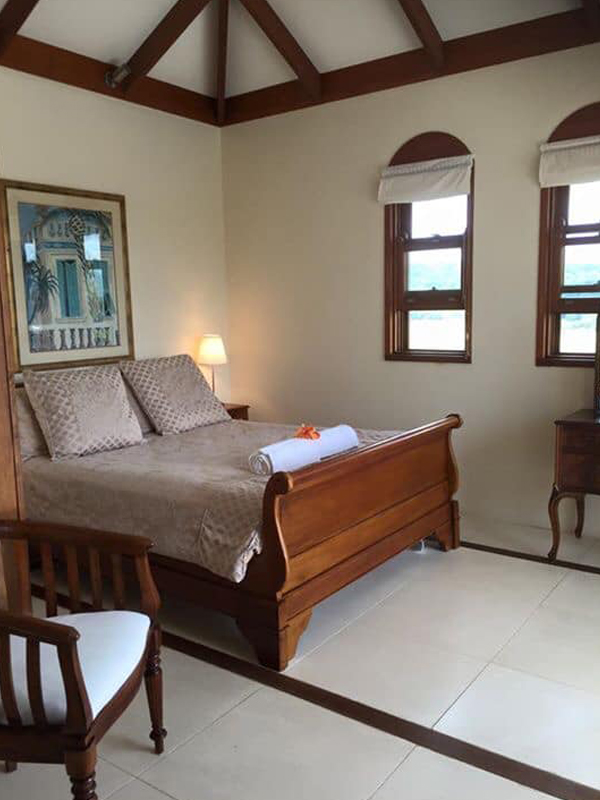 Byron Breeze Retreat | 52 Fig Tree Ln, Myocum NSW 2481, Australia | Phone: 0413 378 397