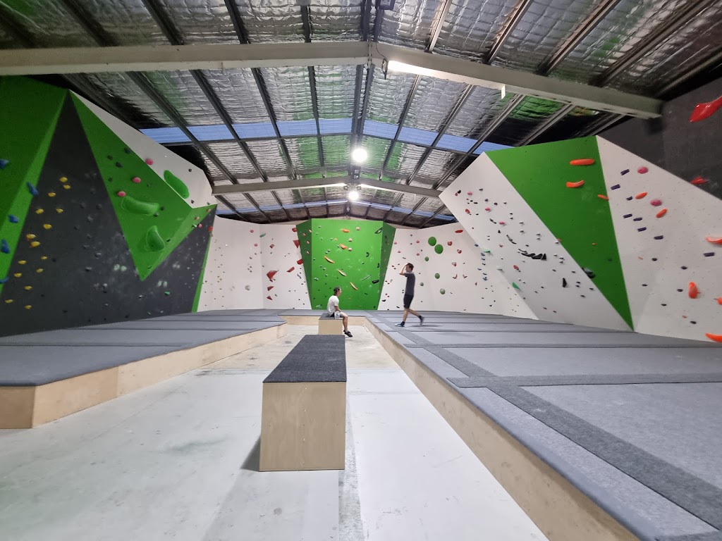 Friction Bouldering | 7 Laidlaw Dr, Delacombe VIC 3356, Australia | Phone: (03) 4368 7067