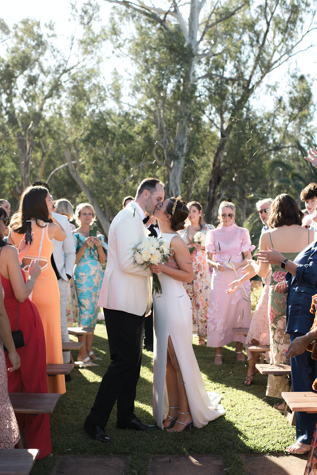 Juniper and Stone Florist | private Studio, Yackandandah VIC 3749, Australia | Phone: 0413 078 217