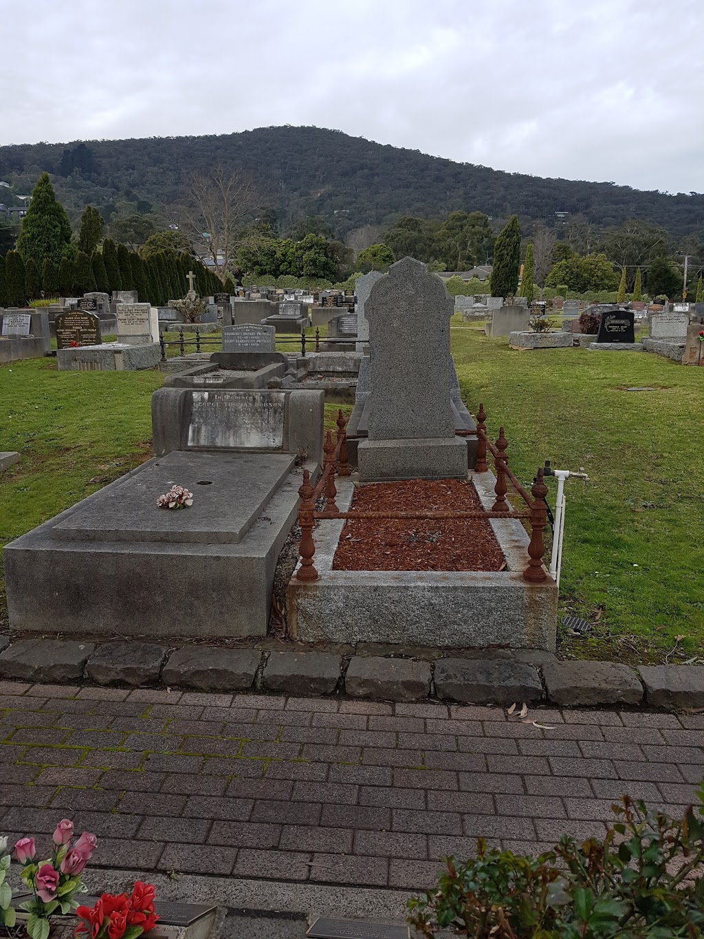 Ferntree Gully Cemetery | Ferntree Gully VIC 3156, Australia