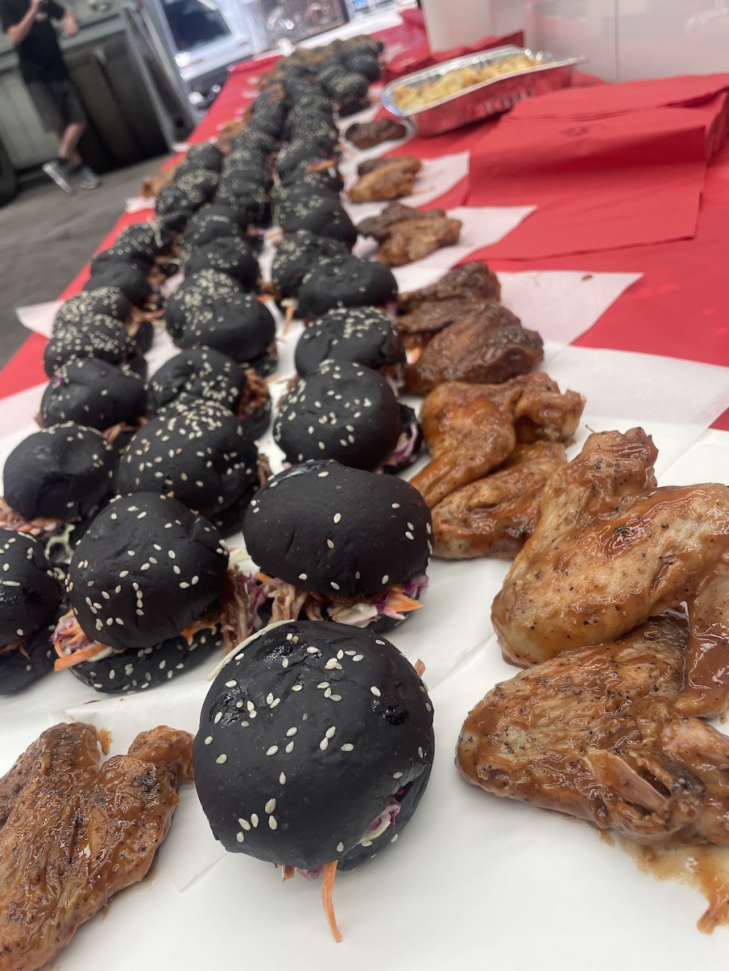 Smokin’ Chicks BBQ | 35 Anderson Dr, Tarro NSW 2322, Australia | Phone: 0490 244 757
