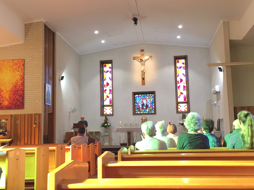 St Pauls Catholic Church | 106 Rookwood St, Menora WA 6050, Australia | Phone: (08) 9271 5253