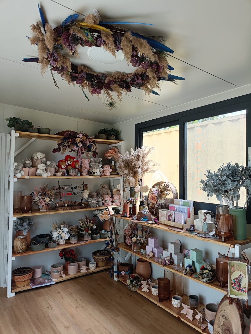 Feather & Flower | Bellay Rd, Beachmere QLD 4510, Australia | Phone: 0493 760 347