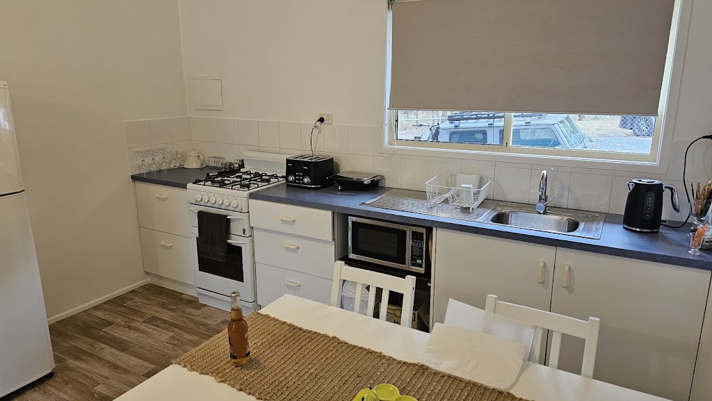Wells Rest Linville Qld | 12 Wells St, Linville QLD 4314, Australia | Phone: (07) 5424 7245