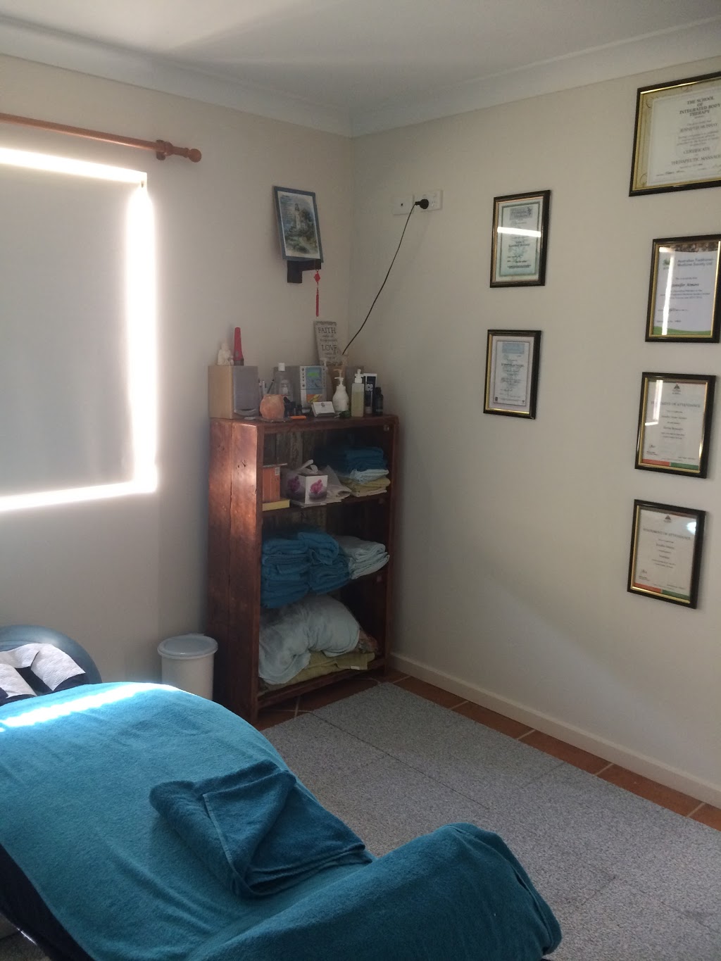 Jennifer Atmore Remedial Massage Therapy | 24 Kipling Dr, Bateau Bay NSW 2261, Australia | Phone: 0419 126 886