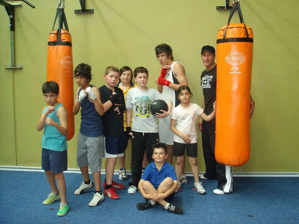 Pro-Fit Boxing | Craigieburn Sports Stadium, 127 Craigieburn Rd, Craigieburn VIC 3064, Australia | Phone: 0400 590 080