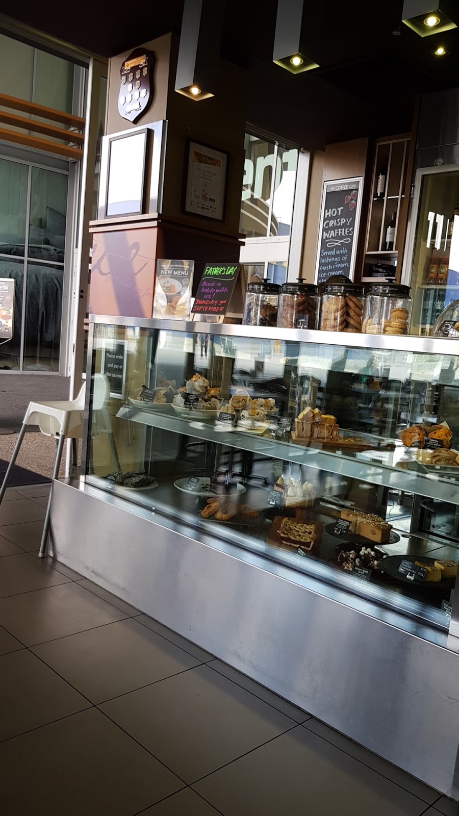 The Coffee Club Café - Logan Super Centre | cafe | 3525 Pacific Highway Shop 18 Logan Super Centre, Slacks Creek QLD 4127, Australia | 0732994211 OR +61 7 3299 4211