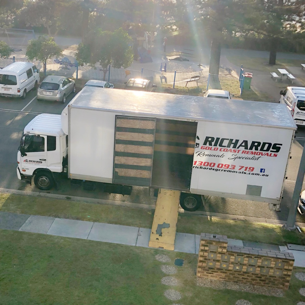 Richards Gold Coast Removals | 12 The Quarterdeck, Tweed Heads NSW 2485, Australia | Phone: 1300 093 719