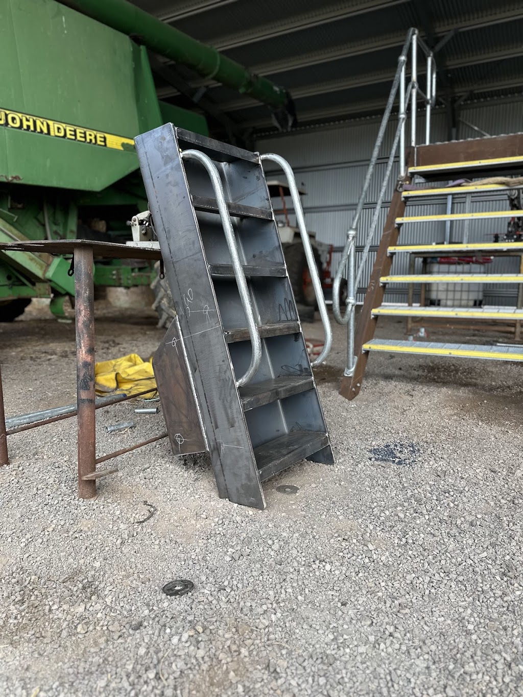 Pressey’s Welding and Maintenance | 562 Woodbury Rd, Woodbury QLD 4703, Australia | Phone: 0400 946 358