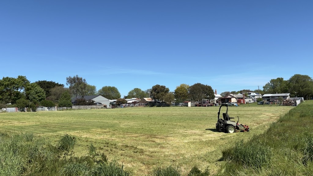 Jeff Percy Lawn Care | 593 Corangamite Lake Rd, Cororooke VIC 3254, Australia | Phone: 0400 196 278