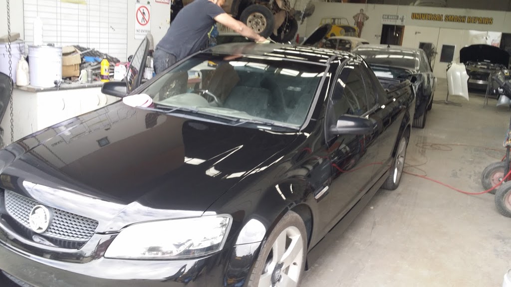 Universal Smash Repairs | car repair | 102 Maddox Rd, Williamstown North VIC 3016, Australia | 0393999375 OR +61 3 9399 9375