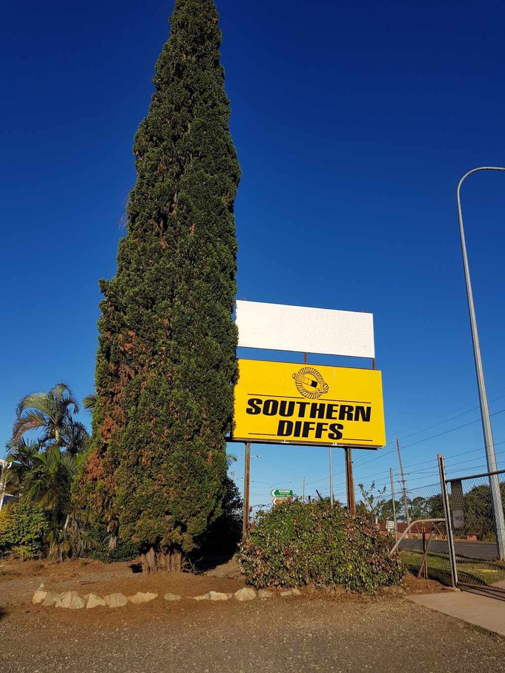 Southern Differentials | car repair | 28678 Bruce Hwy, Childers QLD 4660, Australia | 0741263553 OR +61 7 4126 3553