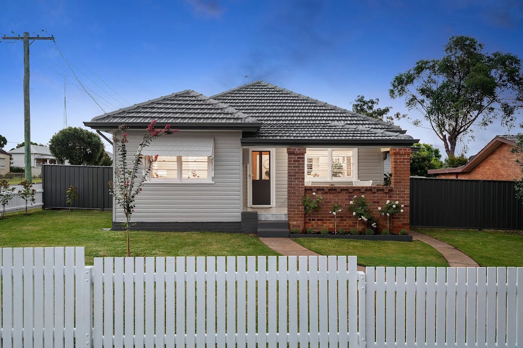 Hunter Edge House | Jurd St, Cessnock NSW 2325, Australia | Phone: 0405 019 545