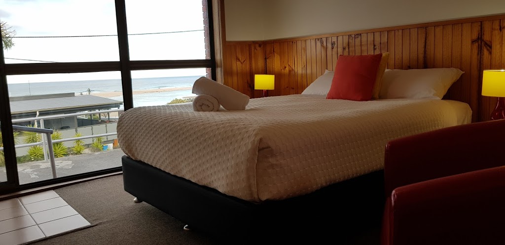 Blue Seas Holiday Villas | 2 Wattle Dr, Scamander TAS 7215, Australia | Phone: (03) 6372 5211