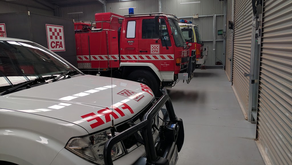 CFA Truganina | fire station | Leakes Rd, Tarneit VIC 3029, Australia