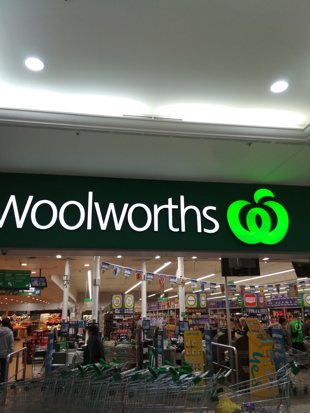 Woolworths Mt Druitt | 49 Carlisle Ave & Luxford Road, Mount Druitt NSW 2770, Australia | Phone: (02) 9677 6429