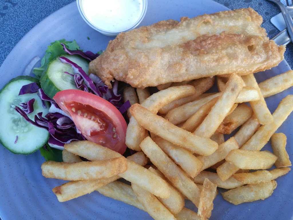 Anna Bay Tavern Bistro | restaurant | 124 Gan Gan Rd, Anna Bay NSW 2316, Australia | 0249821711 OR +61 2 4982 1711