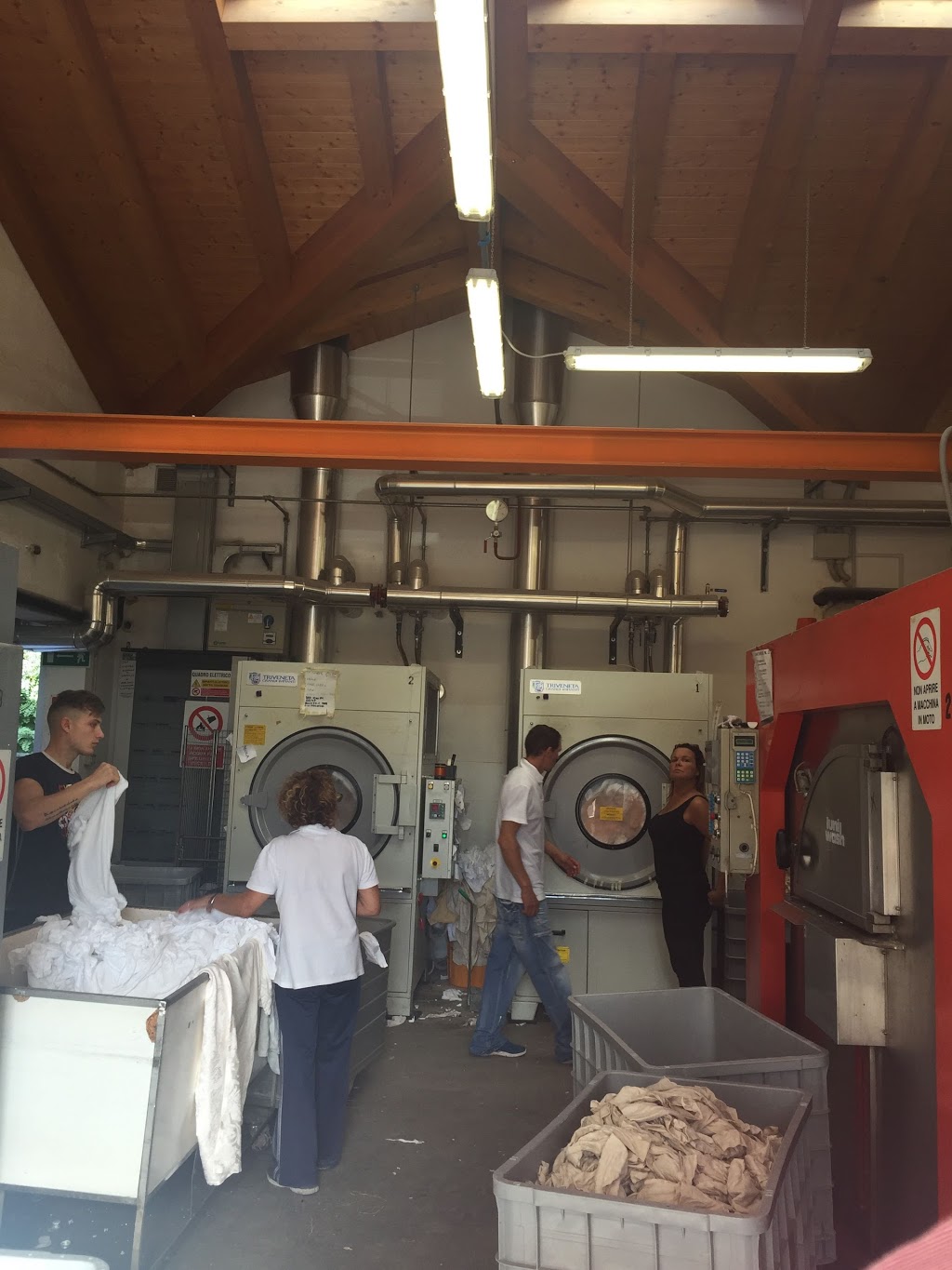 Yarra Linen | laundry | 19 Hunter Rd, Healesville VIC 3777, Australia | 0359061475 OR +61 3 5906 1475
